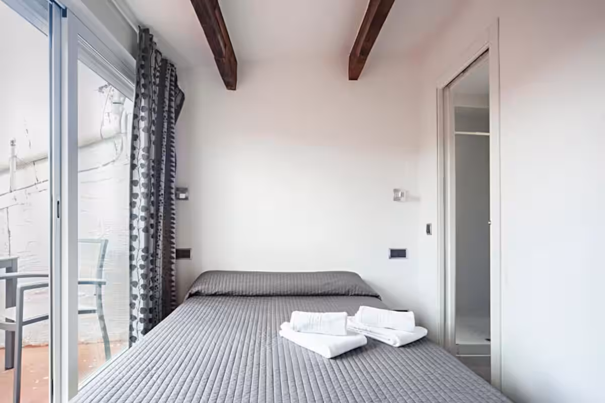 Superior room with terrace — 2/6