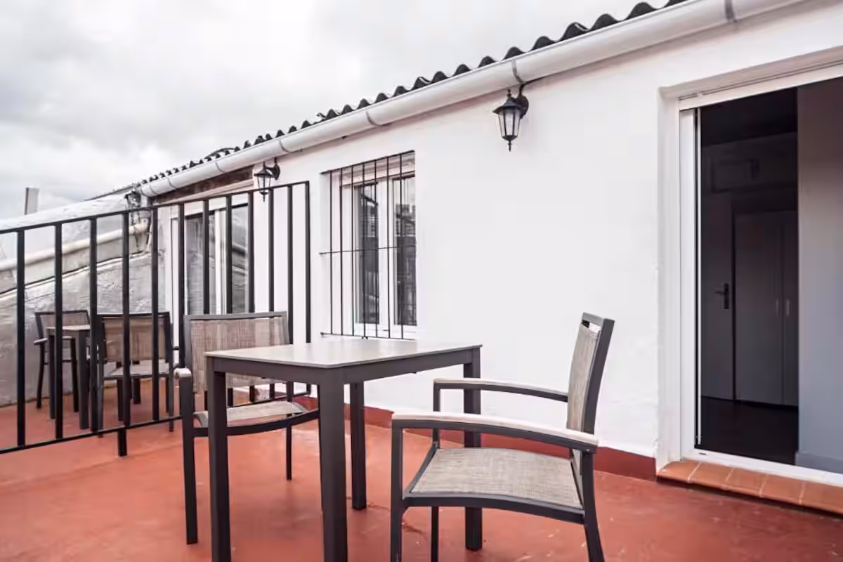 Superior room with terrace — 3/6