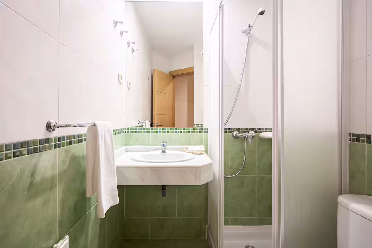Habitación con 2 camas individuales — 4/4